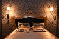 King Room with Spa Bath