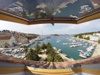Hvar attic modern design - town center with a great view - B&B Hvar
