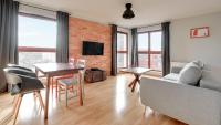 One-Bedroom Suite Apartment with Balcony