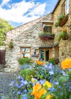 The Wayside and Whisky Barn - B&B