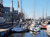 B&B Bremerhaven - Ferienwohnung Romeike "NewPort" - Bed and Breakfast Bremerhaven