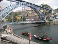 Historic Oporto Apartment at oporto UNESCO area, in front of Porto Wine caves - B&B Porto