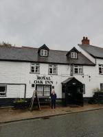 B&B Kington - The Royal Oak - Bed and Breakfast Kington