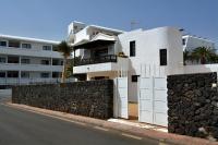 3BR Beach House - Solarium & Shower Terrace - B&B Puerto del Carmen
