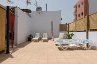 Private Solarium - 2BR House Near the Airport - B&B Vecindario