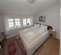 Double or Twin Room with Private External Bathroom