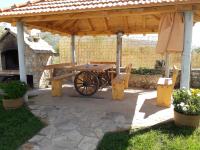 Nikini dvori - B&B Gradac