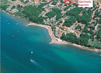 1-Bedroom Apartment with loggia in Punat Island Krk - Chambres d'hôtes Punat