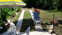 Apartment Nena- apartman sa posebnim ulazom u prizemlju, terasom i zelenom okućnicom - Chambres d'hôtes Rakotule