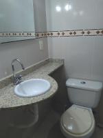 Familiensuite mit Poolblick
