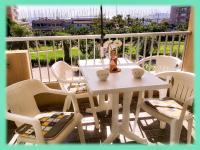 STUDIO PORT D’HYÈRES VUE MER ET ÎLES DE PORQUEROLLES ET PORT-CROS - Ferienwohnung Hyères