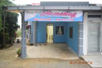 RILEK-RILEK HOMESTAY - Bed and Breakfast
