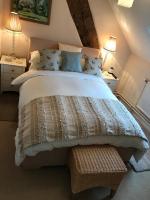 Double Room with Private External Bathroom