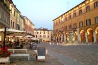 B&B Cesena - RESIDENZA LEON D'ORO - Bed and Breakfast Cesena