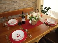 Apartment with Mountain View