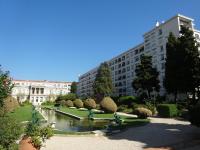 LES GRANDS CEDRES C1 7 Avenue de Fabron - B&B