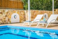 Villa Azure - Ferienwohnung Spathí