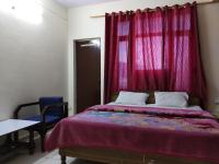 Deluxe Double Room (2 Adults + 1 Child)