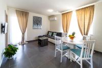 B&B Krk - Apartments LeonDori - Bed and Breakfast Krk