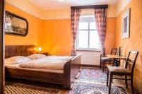 Chambre Double ou Lits Jumeaux avec Salle de Bains Commune