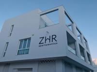 Apartamentos ZHR - Bed and Breakfast