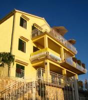 Trogir Yellow House - B&B Traù