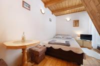 Double Room with Balcony and Shared Bathroom