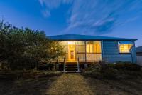 Apple Blossom Cottages - Bed and Breakfast