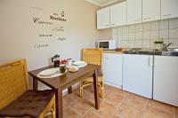 Apartment with Shower