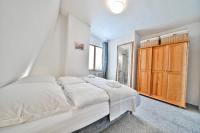Quadruple Room with Mountain View