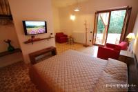 Familienzimmer mit Gartenblick