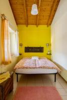 Camera Matrimoniale/Doppia con Letti Singoli con Bagno in Comune