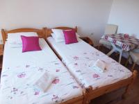 Tweepersoonskamer met 2 Aparte Bedden