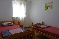 Appartamento con 2 Camere da Letto, Balcone e Vista mare