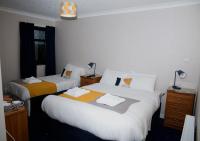 Chambre Familiale (2 Adultes + 1 Enfant)