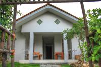 Bungalow Deluxe