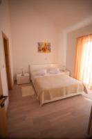 Luxury Two-Bedroom Penthouse Apartment (4 adults + 2 Children)