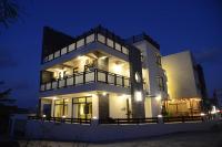 Summer Lotus - B&B Huxi