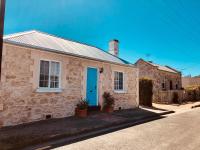 B&B Goolwa - Goolwa Mariner’s Cottage - Free Wifi and Pet Friendly - Centrally located in Historic Region - Bed and Breakfast Goolwa