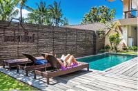Indah Bali Guesthouse - B&B Canggu