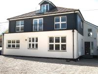 B&B Newquay - Meadow View Apartments - Bed and Breakfast Newquay