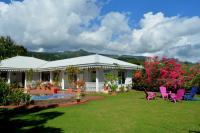 B&B Faa'a - Villa Tangara - Faa'a - Tahiti - 3 bedrooms - pool and lagon view - 6 pers - Bed and Breakfast Faa'a