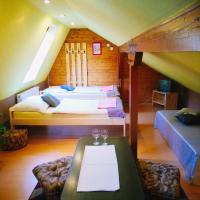 Twin Room with Extra Bed and Garden View