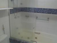 Doppelzimmer mit Whirlpool-Badewanne