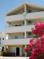 Apartments Nebeska - Ferienwohnung Novalja