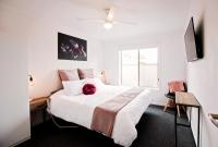 B&B Echuca - 3. Sunny Shackell. Echuca Moama Holiday Accommodation - Bed and Breakfast Echuca