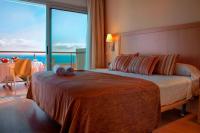One-Bedroom Apartment with Sea View