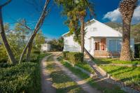 Holiday Home Nives - Bed and Breakfast Tivat