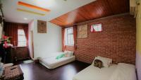 Quadruple Room with Private Bathroom
