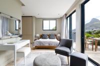 Suite with Garden View and Outdoor Terrace